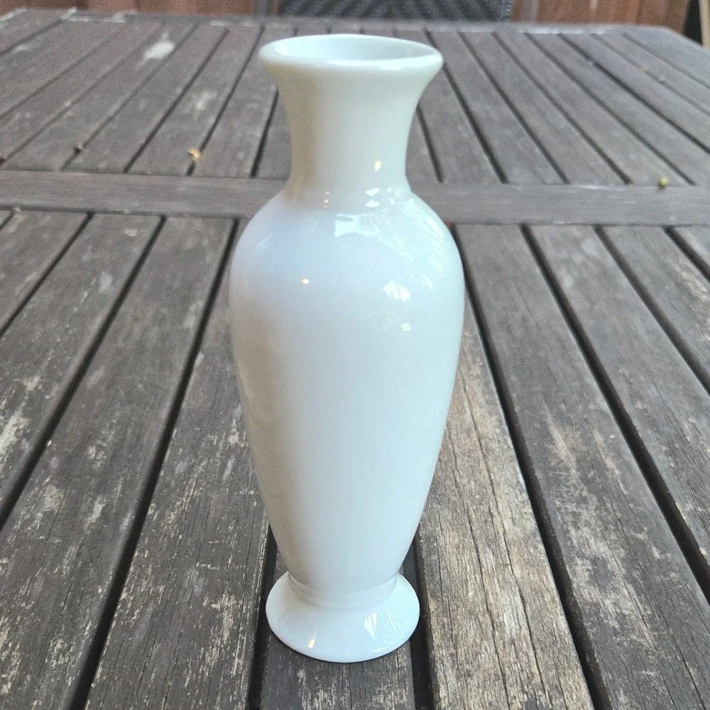 Vintage 1985 Precious Moments Bud Vase To My Dear and Special Friend Enesco Box